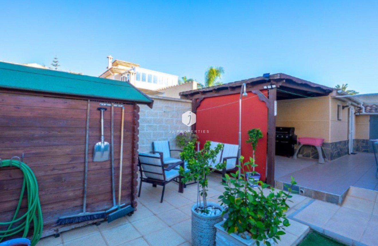 Aus zweiter Hand - Villa -
Torrevieja - Costa Blanca