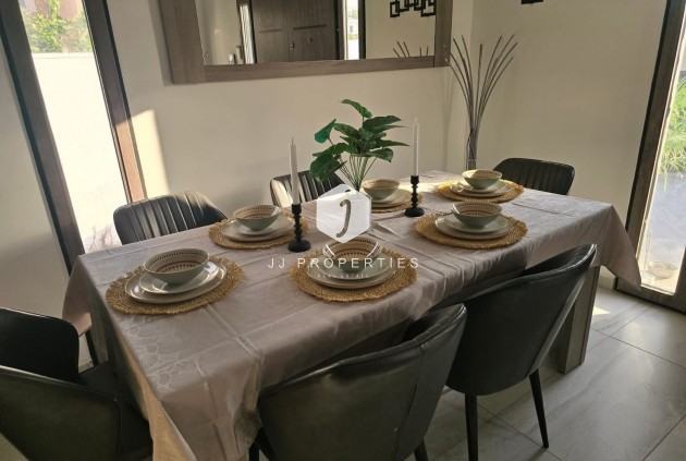 D'occasion - Villa -
Ciudad Quesada - Costa Blanca