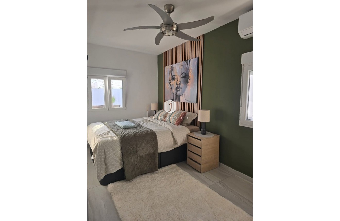 D'occasion - Villa -
Ciudad Quesada - Costa Blanca