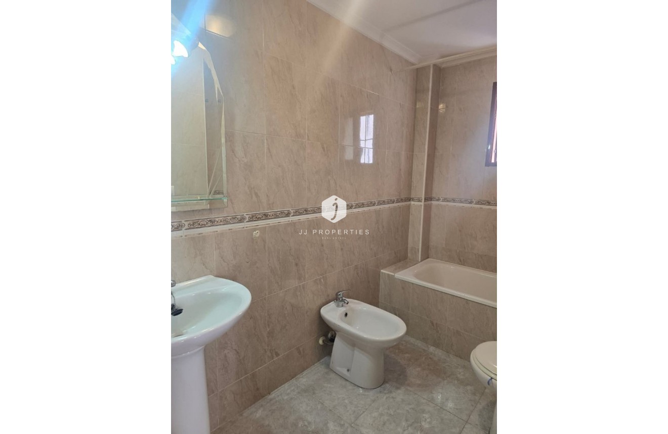 D'occasion - Appartement -
Daya Vieja - Costa Blanca