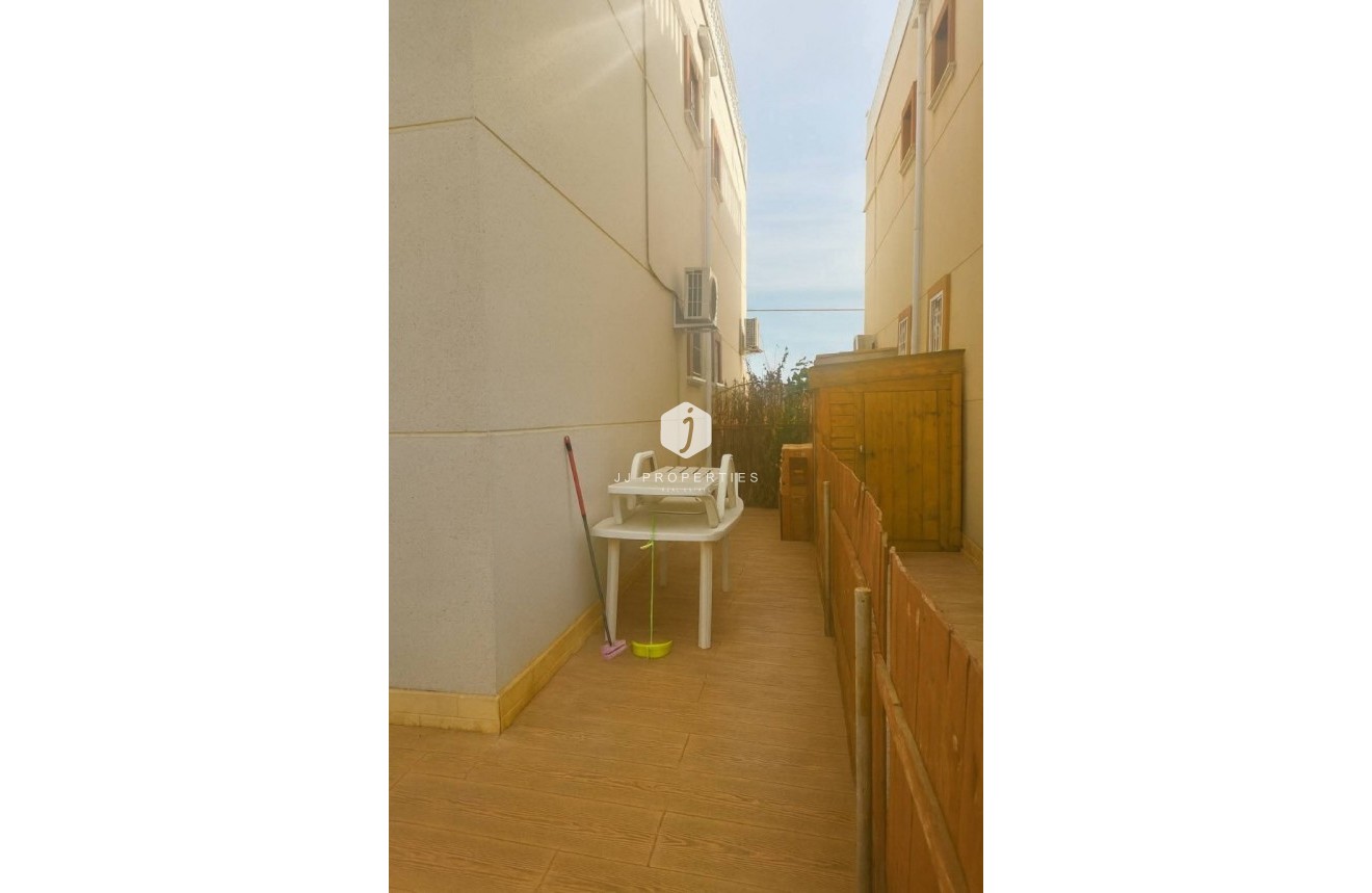 D'occasion - Appartement -
Daya Vieja - Costa Blanca