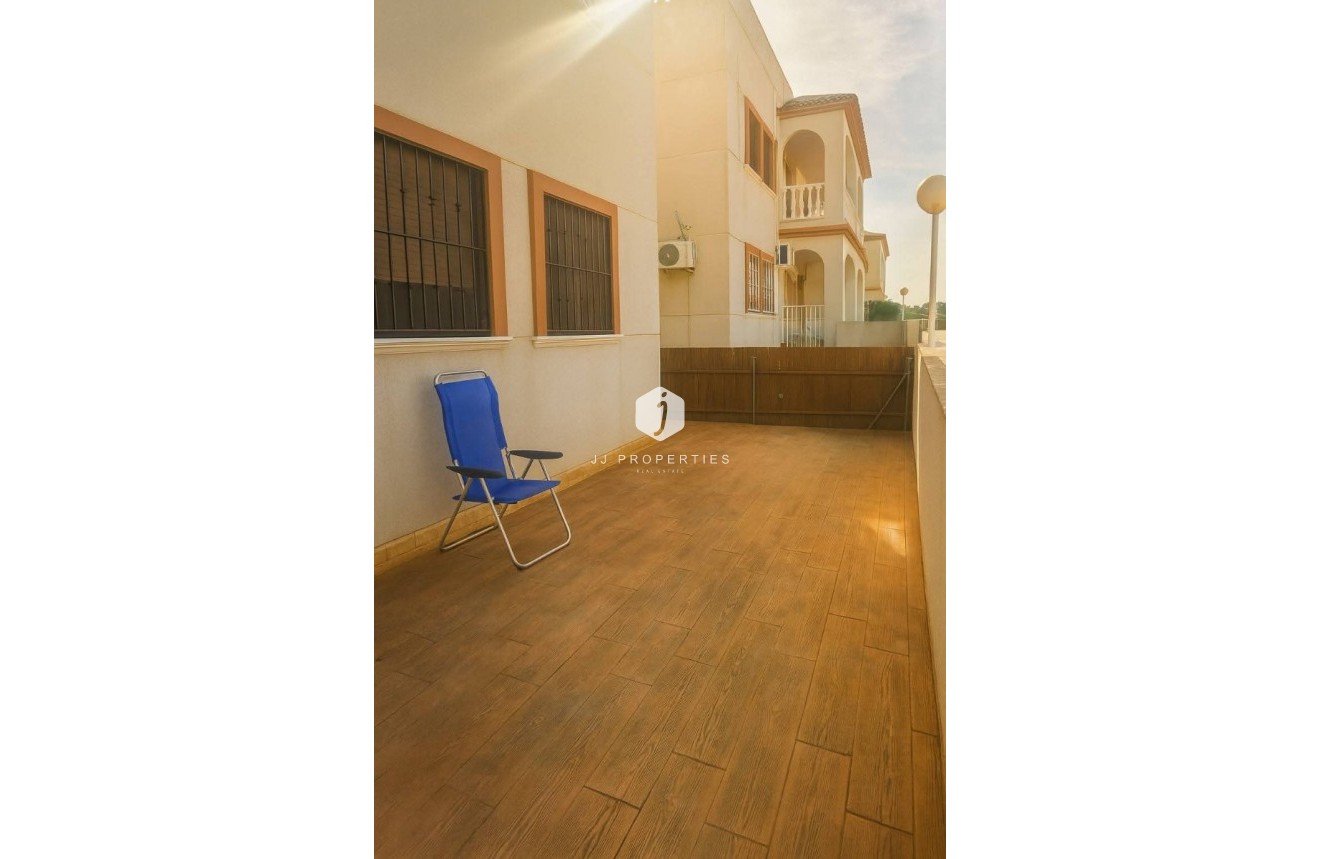 D'occasion - Appartement -
Daya Vieja - Costa Blanca