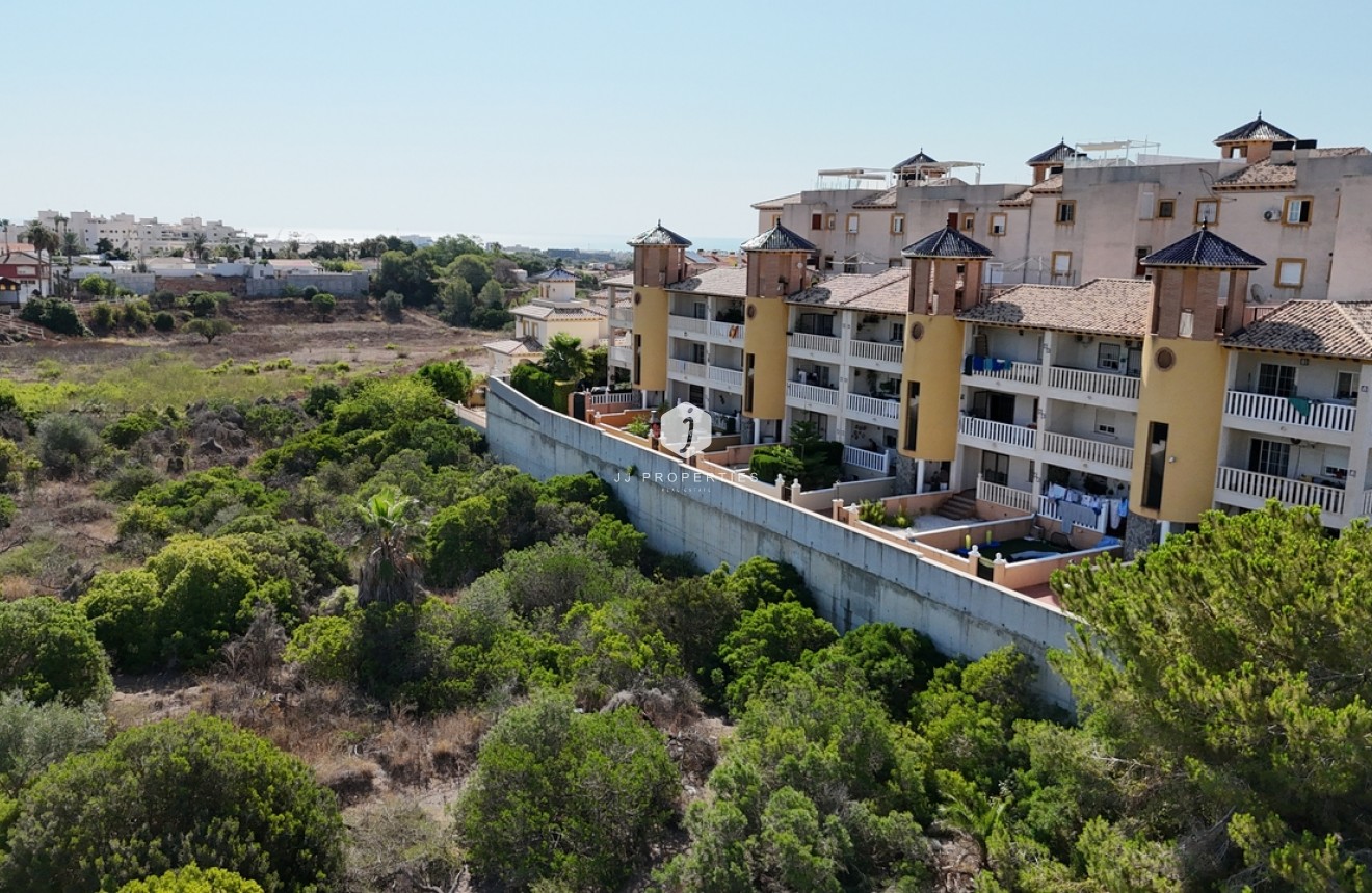 Segunda mano - Apartamento / piso -
Cabo Roig - Costa Blanca