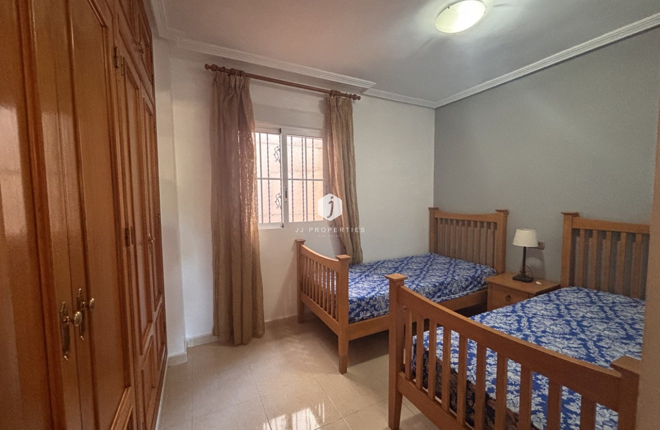 Segunda mano - Apartamento / piso -
Cabo Roig - Costa Blanca