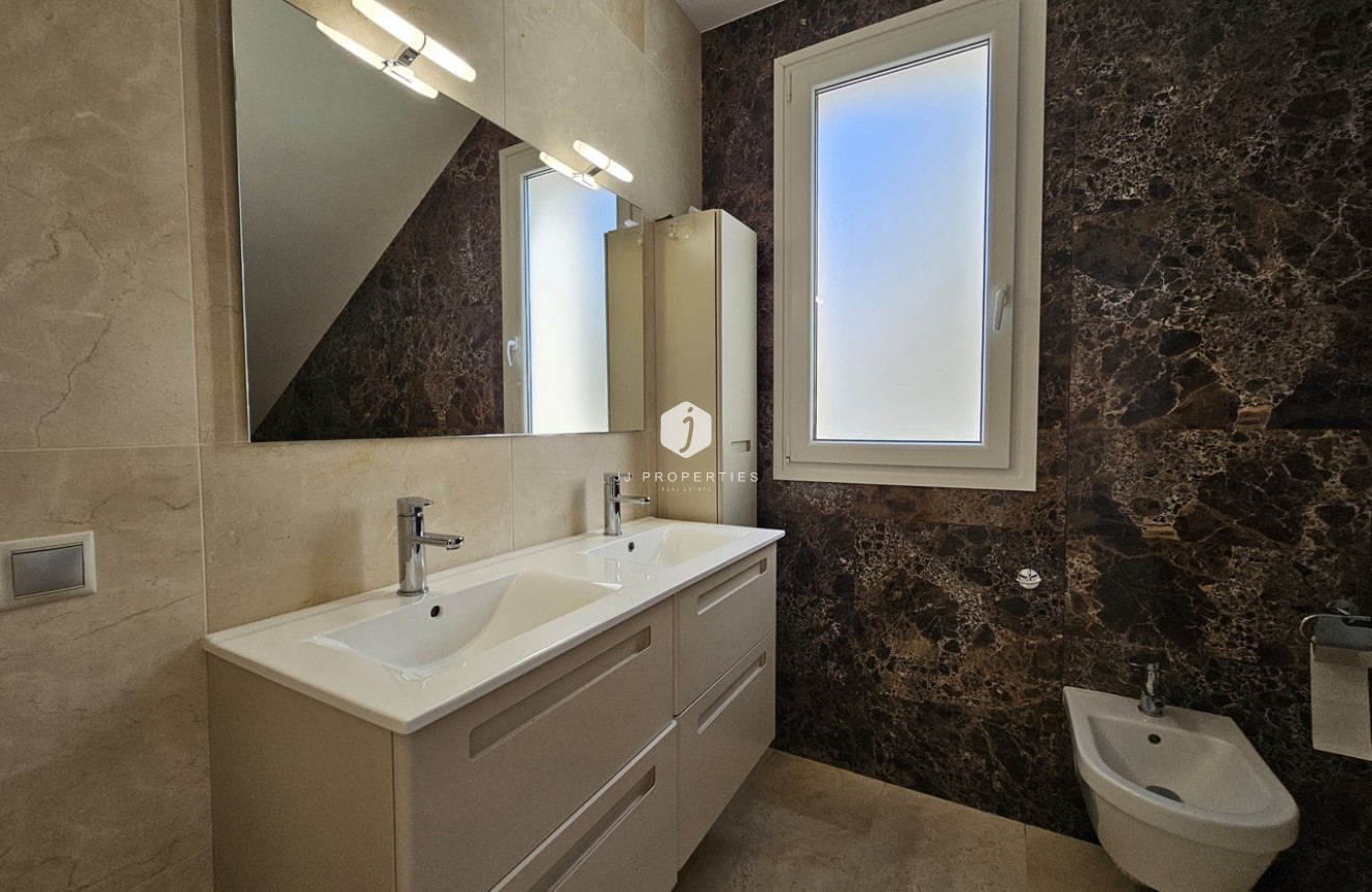 Segunda mano - Villa -
La Zenia - Costa Blanca