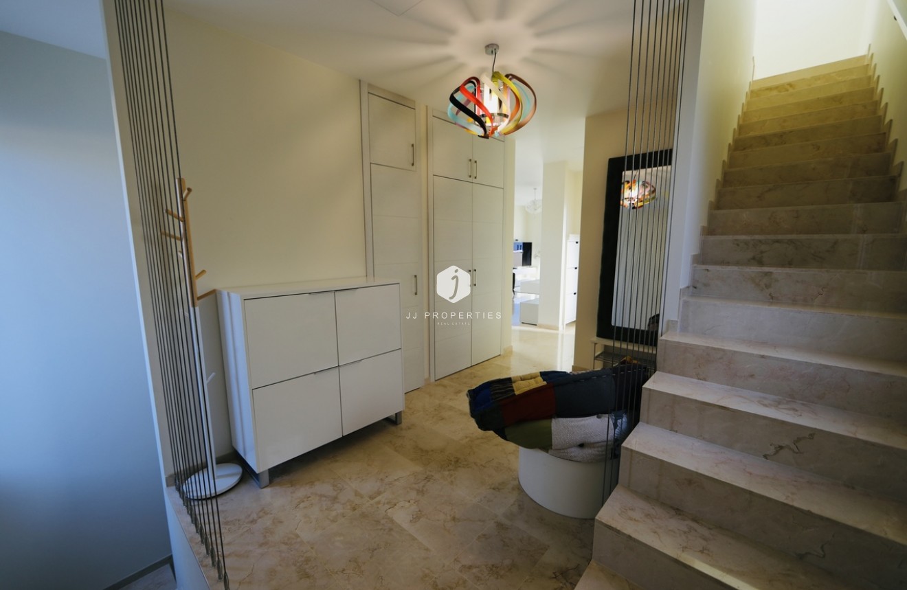 Segunda mano - Villa -
La Zenia - Costa Blanca