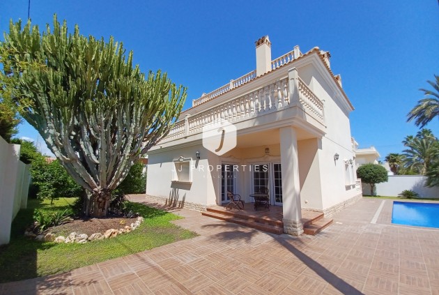 Tweedehands - Villa -
Cabo Roig - Costa Blanca