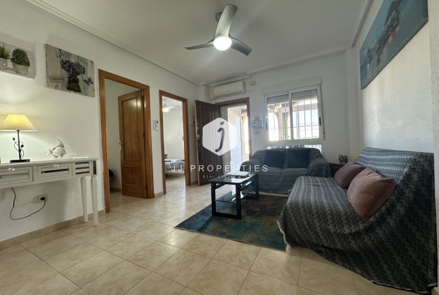 Tweedehands - Appartement / flat -
La Zenia - Costa Blanca