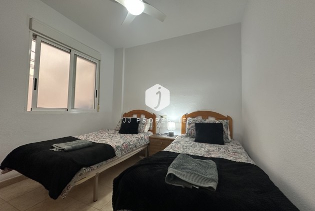 Tweedehands - Appartement / flat -
La Zenia - Costa Blanca