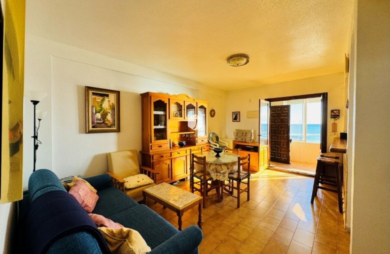 Segunda mano - Apartamento / piso -
La Mata - Costa Blanca