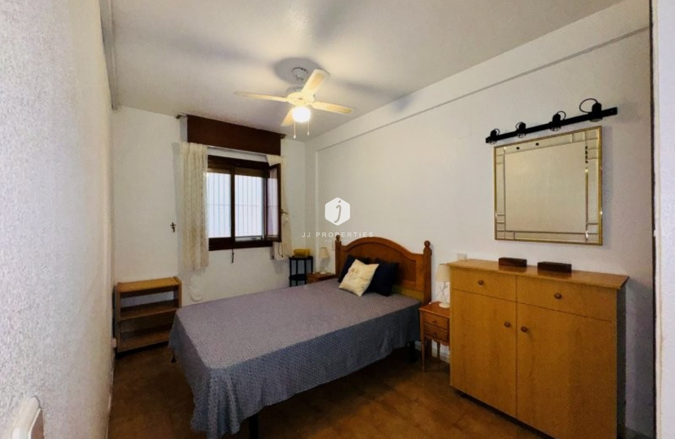 Segunda mano - Apartamento / piso -
La Mata - Costa Blanca