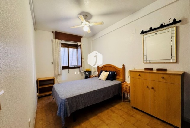 Segunda mano - Apartamento / piso -
La Mata - Costa Blanca