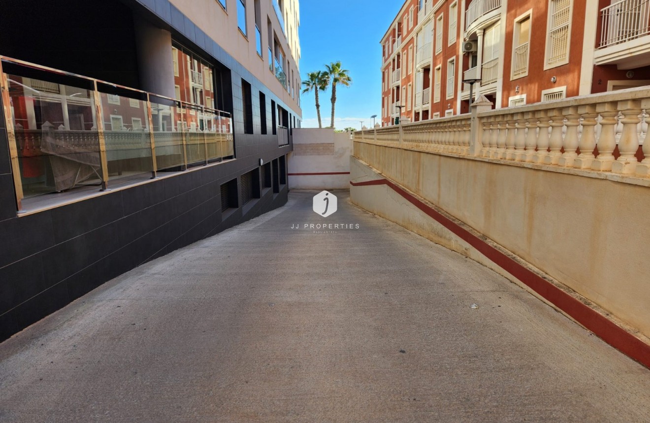 Segunda mano - Apartamento / piso -
La Mata - Costa Blanca