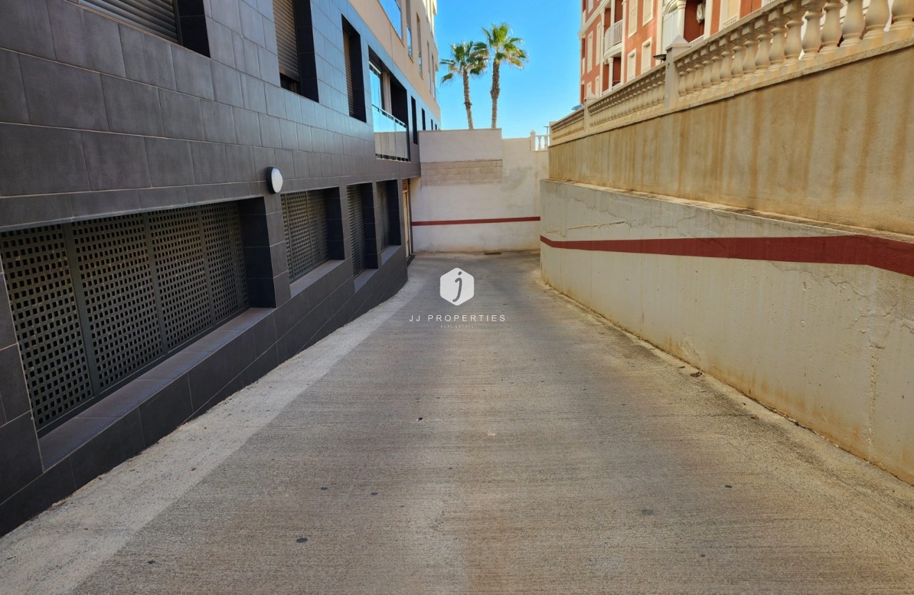 Segunda mano - Apartamento / piso -
La Mata - Costa Blanca