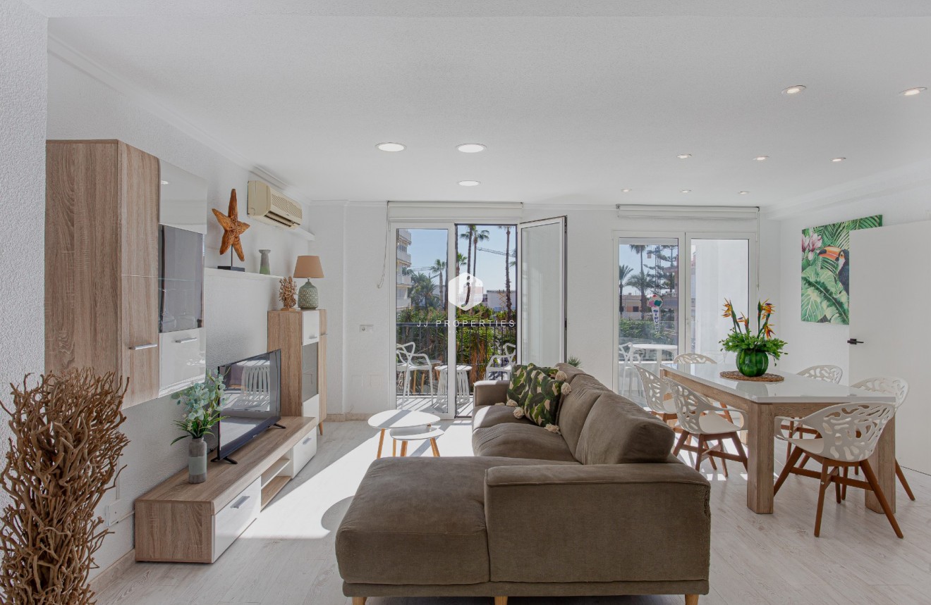 Aus zweiter Hand - Wohnung -
Torrevieja - Costa Blanca