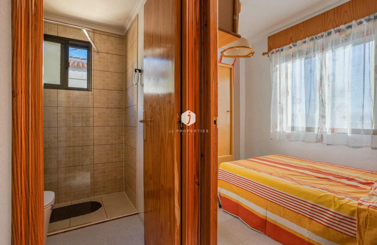 Tweedehands - Appartement / flat -
Torrevieja - Costa Blanca