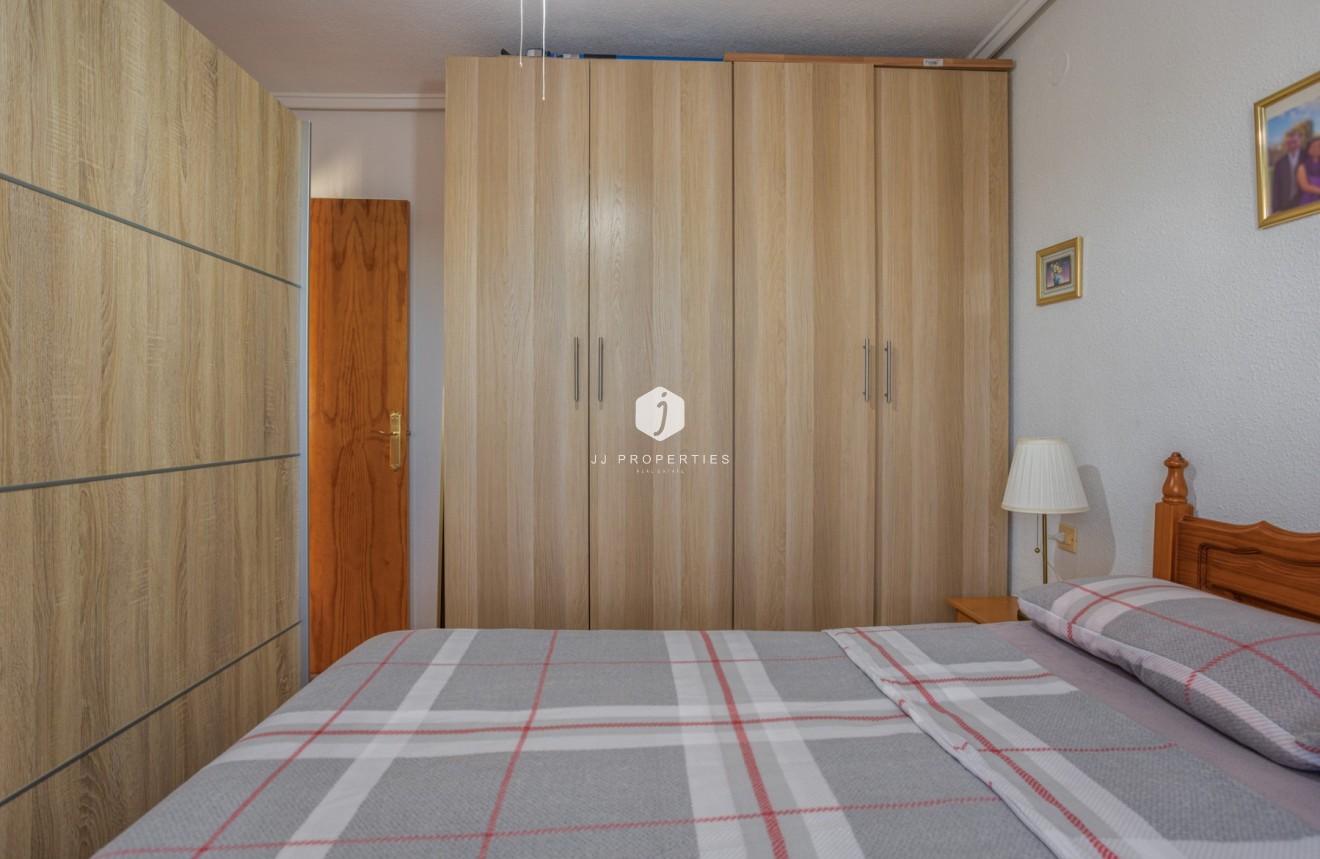 Tweedehands - Appartement / flat -
Torrevieja - Costa Blanca