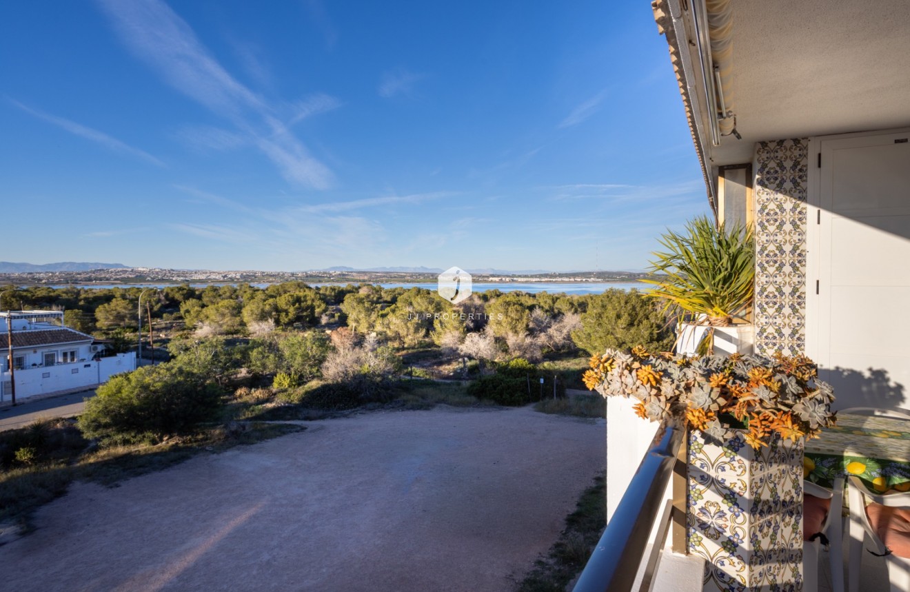 Tweedehands - Appartement / flat -
Torrevieja - Costa Blanca