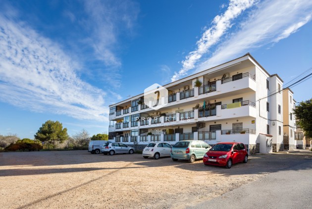 Tweedehands - Appartement / flat -
Torrevieja - Costa Blanca