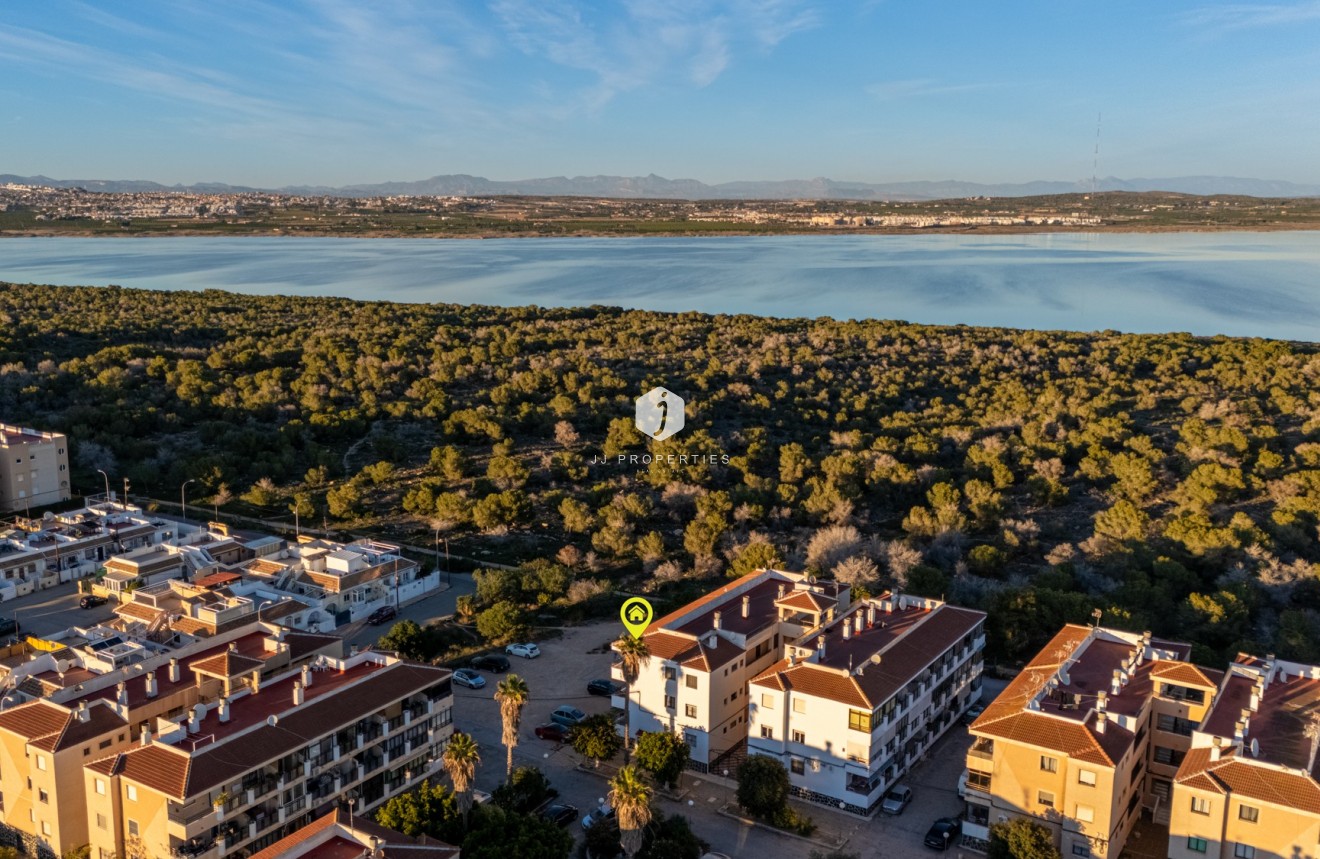 Tweedehands - Appartement / flat -
Torrevieja - Costa Blanca