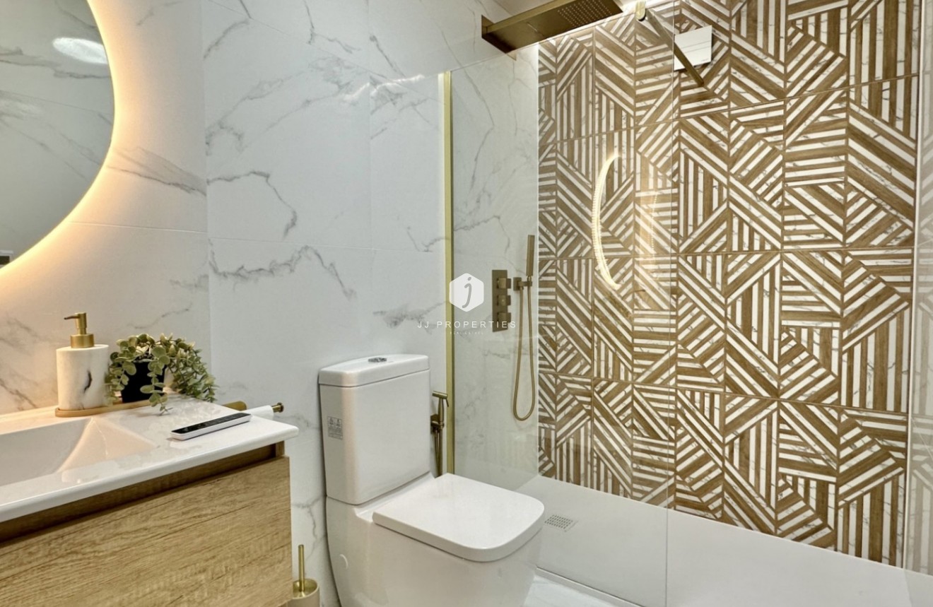 Segunda mano - Apartamento / piso -
Orihuela Costa - Costa Blanca