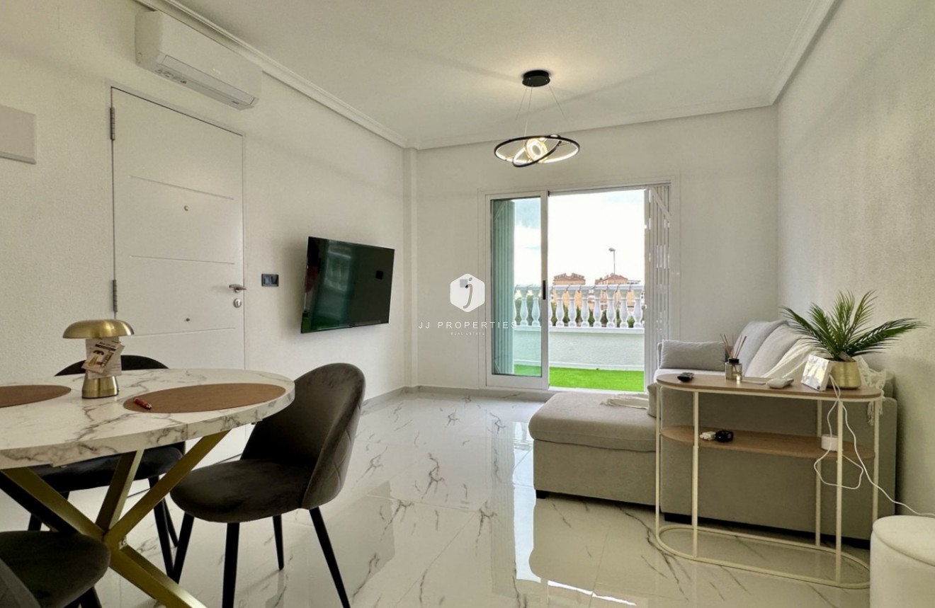 Segunda mano - Apartamento / piso -
Orihuela Costa - Costa Blanca