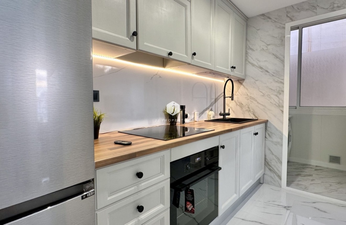 Segunda mano - Apartamento / piso -
Orihuela Costa - Costa Blanca