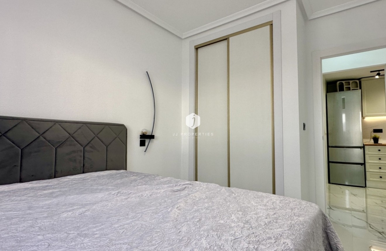 Segunda mano - Apartamento / piso -
Orihuela Costa - Costa Blanca