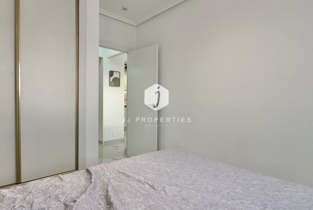 Segunda mano - Apartamento / piso -
Orihuela Costa - Costa Blanca