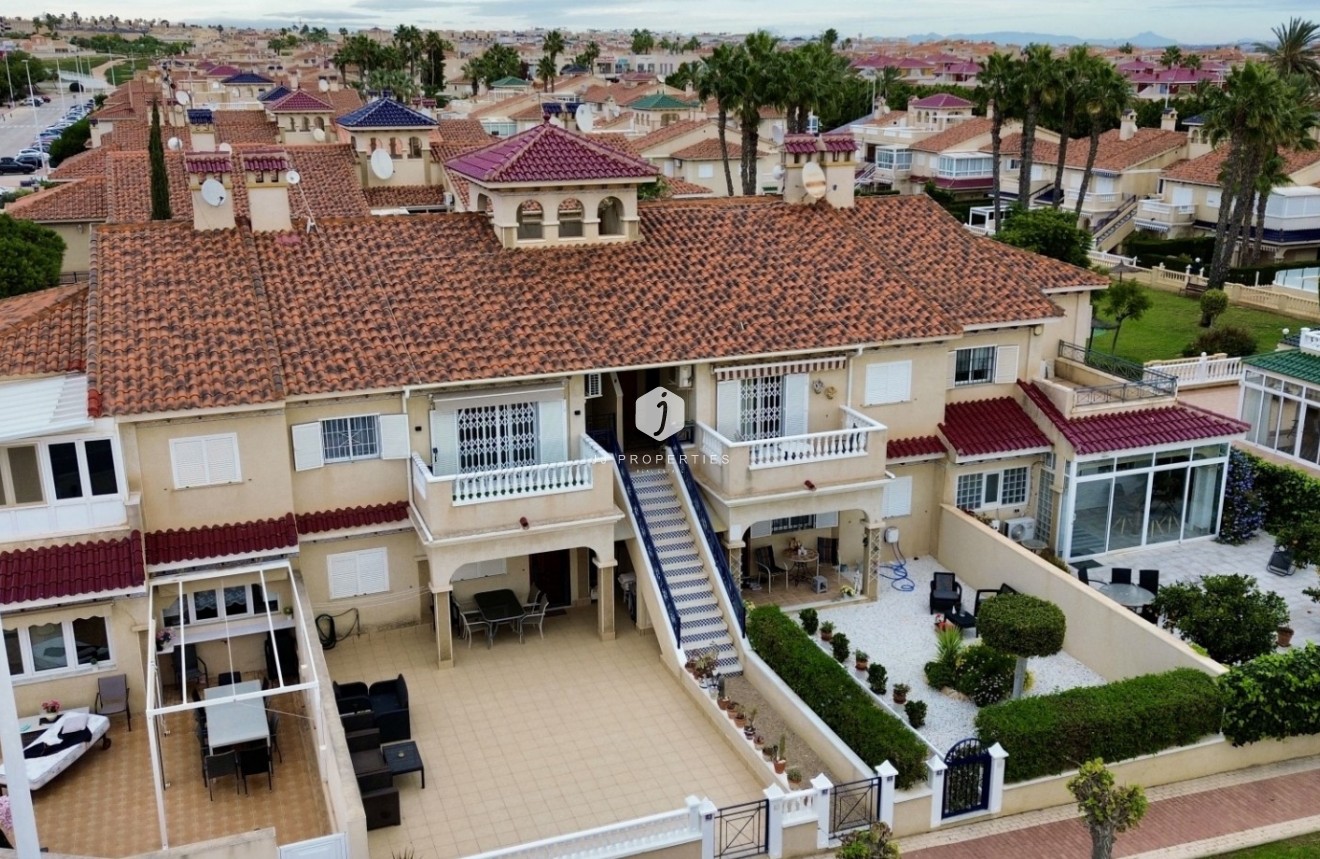 Segunda mano - Apartamento / piso -
Orihuela Costa - Costa Blanca