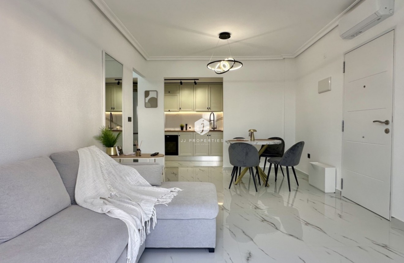 Segunda mano - Apartamento / piso -
Orihuela Costa - Costa Blanca