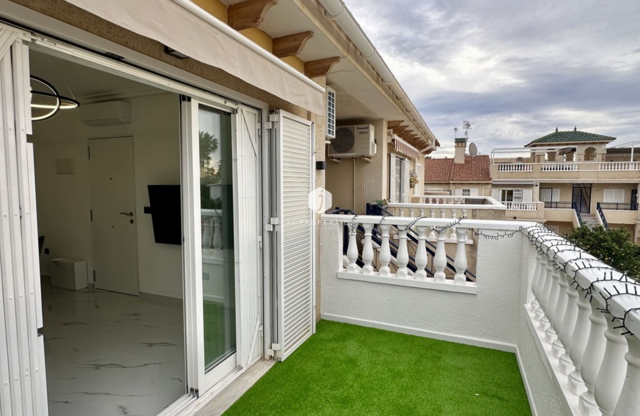 Segunda mano - Apartamento / piso -
Orihuela Costa - Costa Blanca