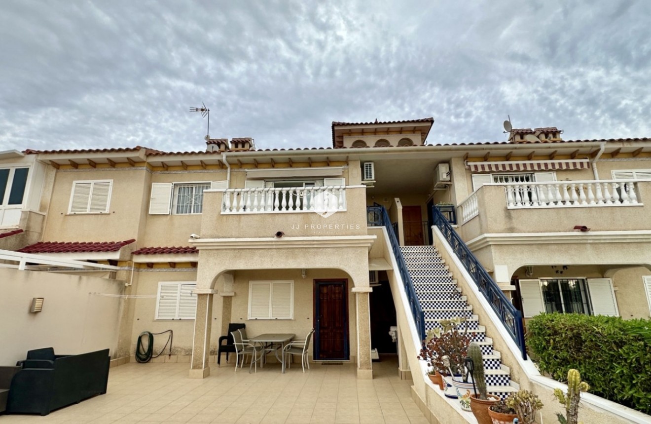 Segunda mano - Apartamento / piso -
Orihuela Costa - Costa Blanca