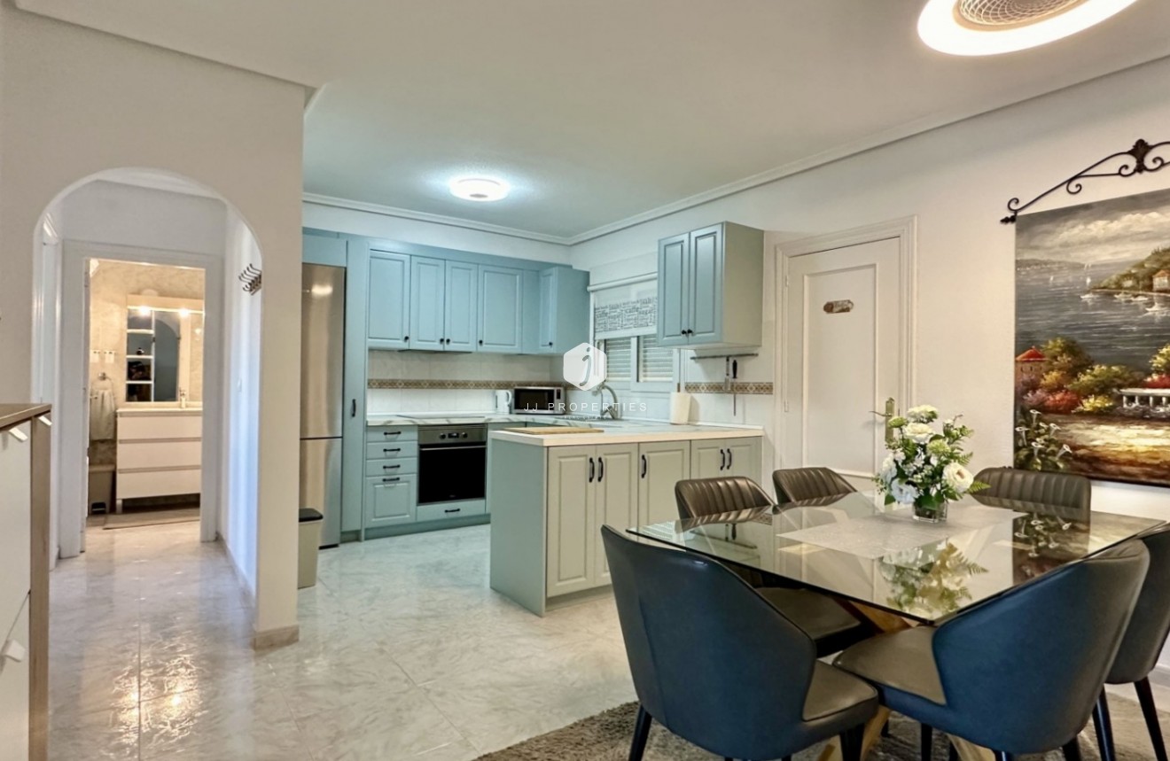 Z drugiej ręki - Mieszkanie w bloku -
Orihuela Costa - Costa Blanca