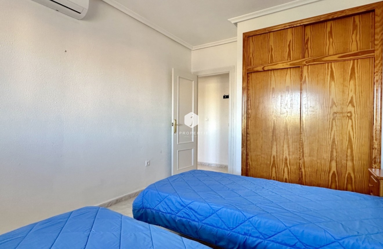 Z drugiej ręki - Mieszkanie w bloku -
Orihuela Costa - Costa Blanca