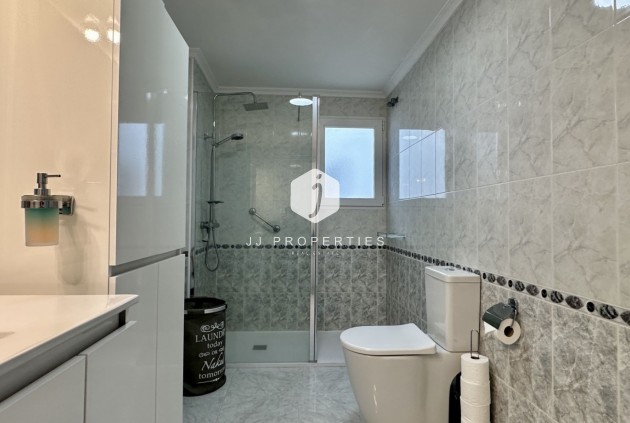 Z drugiej ręki - Mieszkanie w bloku -
Orihuela Costa - Costa Blanca