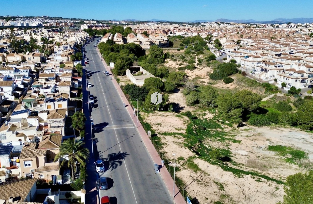 Z drugiej ręki - Mieszkanie w bloku -
Orihuela Costa - Costa Blanca