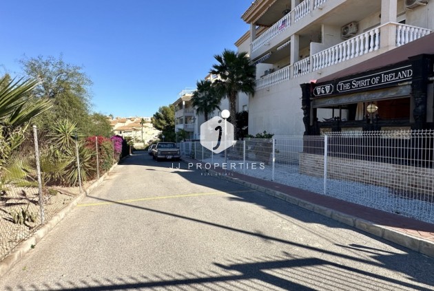 Z drugiej ręki - Mieszkanie w bloku -
Orihuela Costa - Costa Blanca