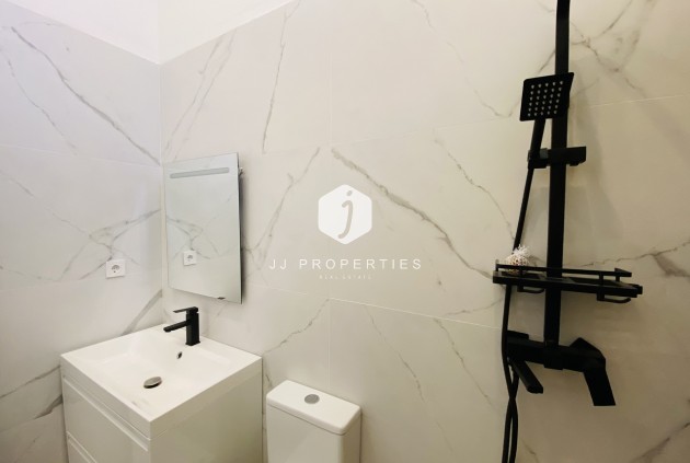 Aus zweiter Hand - Bungalow -
Playa Flamenca - Costa Blanca