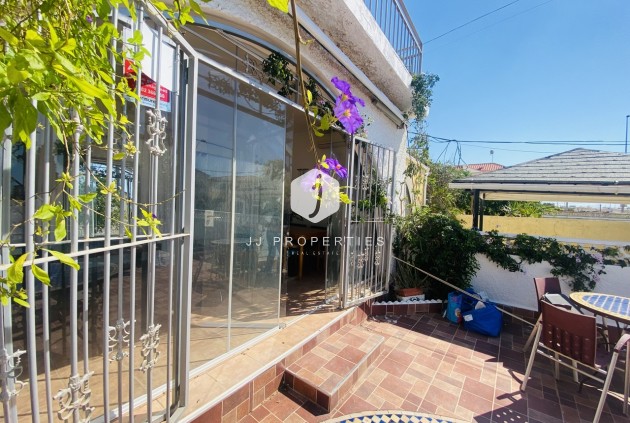 Aus zweiter Hand - Bungalow -
Playa Flamenca - Costa Blanca