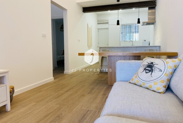 Aus zweiter Hand - Bungalow -
Playa Flamenca - Costa Blanca