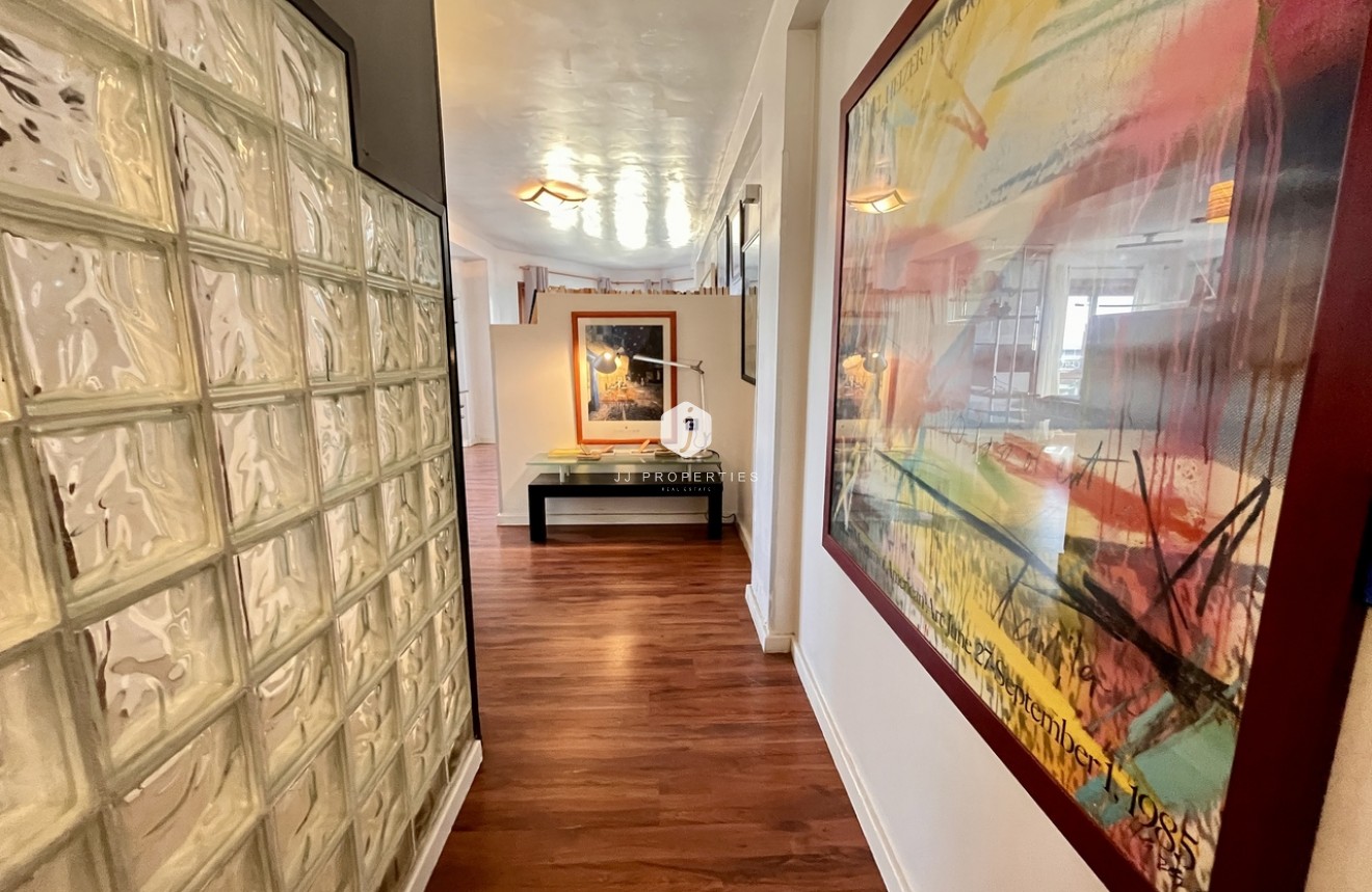 Z drugiej ręki - Mieszkanie w bloku -
Torrevieja - Costa Blanca