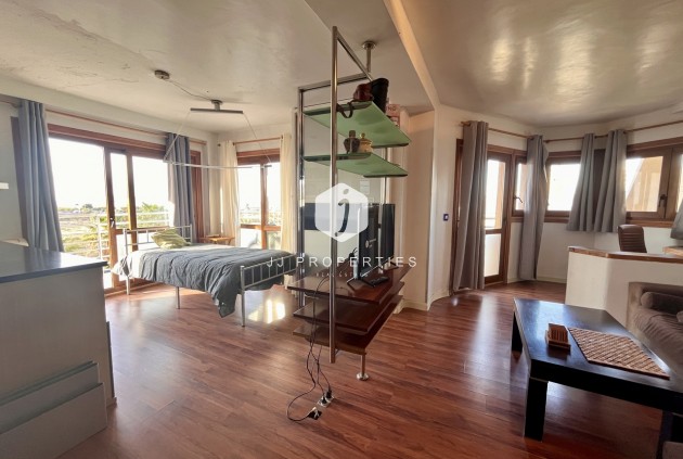 Z drugiej ręki - Mieszkanie w bloku -
Torrevieja - Costa Blanca