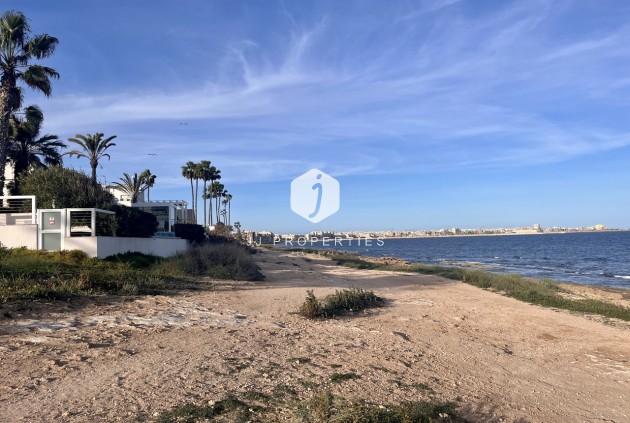 Z drugiej ręki - Mieszkanie w bloku -
Torrevieja - Costa Blanca