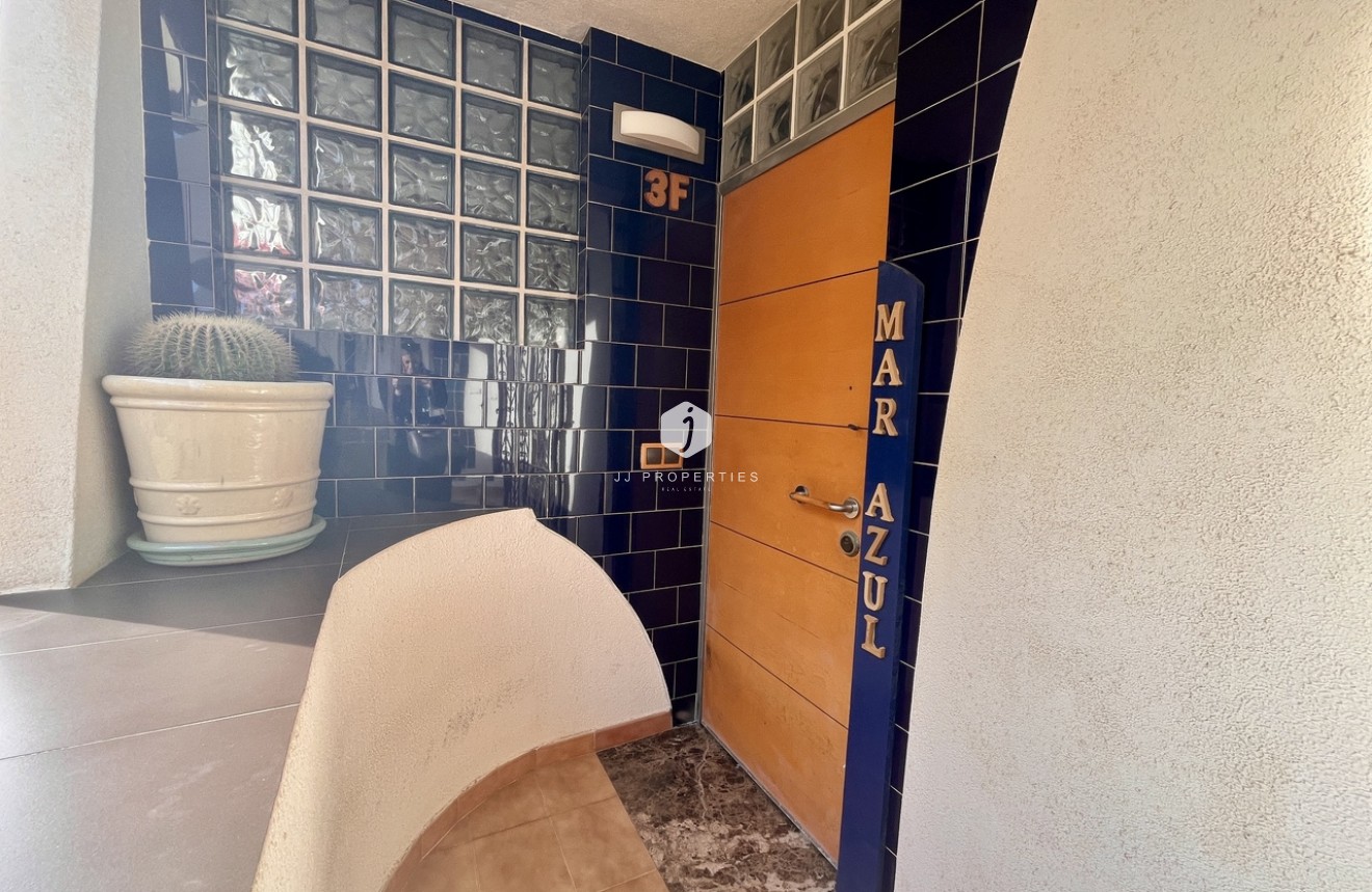 Z drugiej ręki - Mieszkanie w bloku -
Torrevieja - Costa Blanca