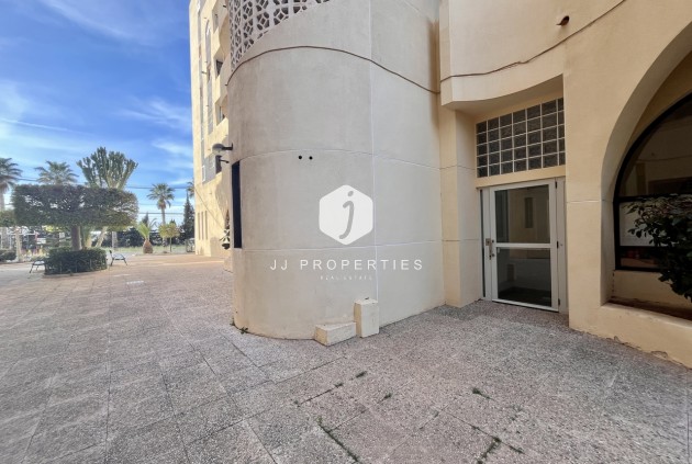 Z drugiej ręki - Mieszkanie w bloku -
Torrevieja - Costa Blanca