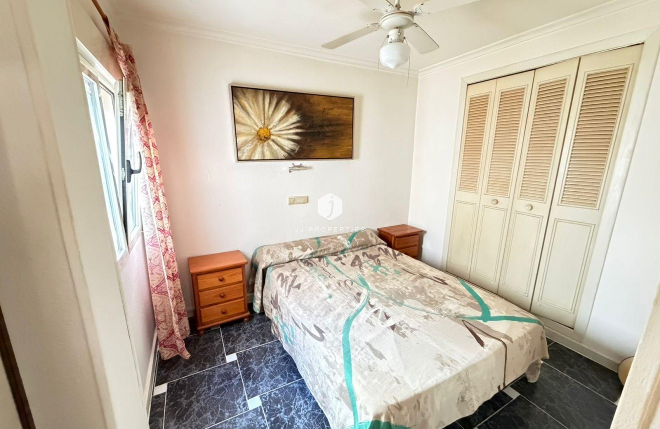 Segunda mano - Apartamento / piso -
Torrevieja - La Mata