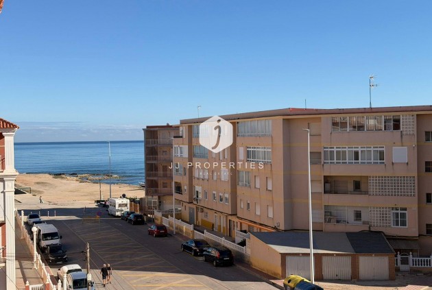 Segunda mano - Apartamento / piso -
Torrevieja - La Mata