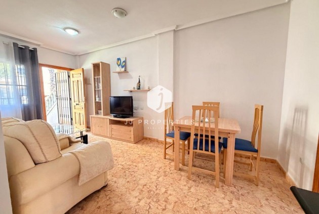 Segunda mano - Bungalow -
Orihuela Costa - Costa Blanca