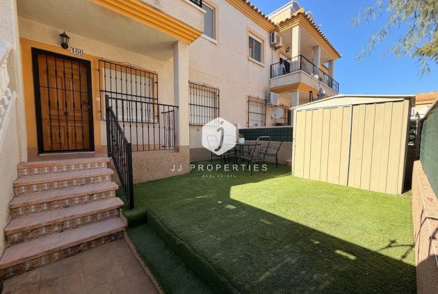 Segunda mano - Bungalow -
Orihuela Costa - Costa Blanca